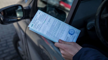
Ultima ora. Soferii nu vor mai trebui sa poarte cu ei certificatul de inmatriculare a masinii