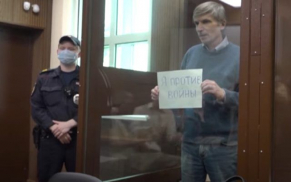 Rusia: Un activist al opozitiei, condamnat la 7 ani de inchisoare pentru ca a denuntat razboiul impotriva Ucrainei
