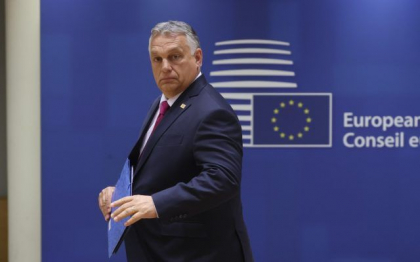 Viktor Orban anunta fortificarea granitelor de sud ale Ungariei. ”Nu sunt rare cazurile cand migrantii incearca sa patrunda in Ungaria folosind arme” Viktor Orban anunta fortificarea granitelor de sud ale Ungariei. ”Nu sunt rare cazurile cand migrantii incearca sa patrunda in Ungaria folosind arme”