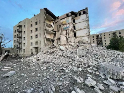 Rusii au atacat cu rachete Uragan un oras din regiunea Donetk: Cel putin 6 morti si mai multi raniti Rusii au atacat cu rachete Uragan un oras din regiunea Donetk: Cel putin 6 morti si mai multi raniti
