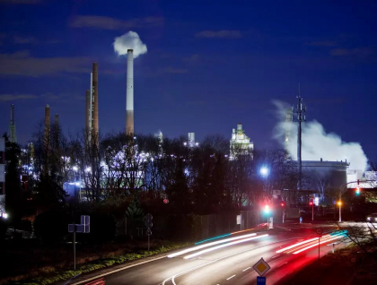 Germania rationalizeaza apa calda si reduce iluminatul public, pentru a economisi energie