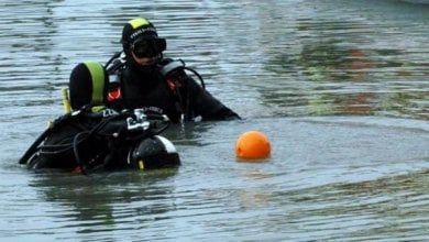 Un moldovean de 19 ani s-a inecat intr-un lac din Italia sub ochii prietenilor. Niciunul dintre cei trei nu stia sa inoate