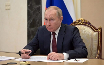 Vladimir Putin faciliteaza obtinerea cetateniei ruse pentru toti ucrainenii