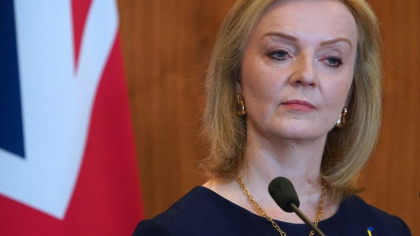 Sefa diplomatiei Liz Truss se inscrie in cursa pentru a-i succede lui Boris Johnson: "Voi lupta ca o conservatoare" Sefa diplomatiei Liz Truss se inscrie in cursa pentru a-i succede lui Boris Johnson: "Voi lupta ca o conservatoare"