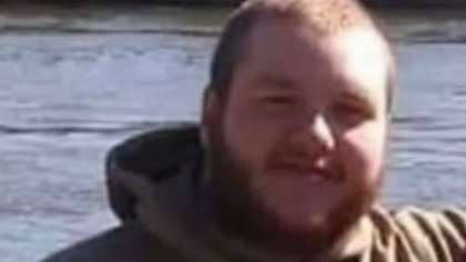 Un barbat din SUA dat disparut de doua luni cazuse, de fapt, intr-o masina de tocat de la locul de munca, spun anchetatorii Un barbat din SUA dat disparut de doua luni cazuse, de fapt, intr-o masina de tocat de la locul de munca, spun anchetatorii