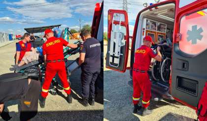 Interventie SMURD, la vama Palanca. Un barbat si o femeie - transportati din Moldova in Romania. Persoanele sunt refugiati din Ucraina - FOTO Interventie SMURD, la vama Palanca. Un barbat si o femeie - transportati din Moldova in Romania. Persoanele sunt refugiati din Ucraina - FOTO