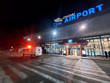 O noua alerta cu bomba falsa a dat peste cap programul Aeroportului International Chisinau. Cand si cum s-a intamplat - FOTO
O noua alerta cu bomba falsa a dat peste cap programul Aeroportului International Chisinau. Cand si cum s-a intamplat - FOTO