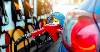 Carburantii din ce in ce mai ieftini. Noile preturi stabilite de ANRE pentru benzina si motorina - FOTO