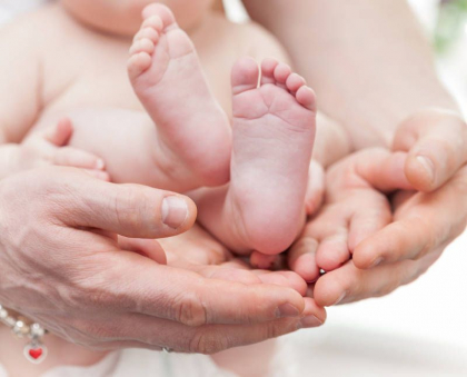 Tatii vor putea solicita concediu paternal timp de 12 luni de la nasterea copilului, in loc de 56 de zile. Proiect - votat in Parlament Tatii vor putea solicita concediu paternal timp de 12 luni de la nasterea copilului, in loc de 56 de zile. Proiect - votat in Parlament