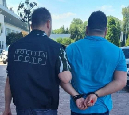Convingea moldovence de 20-25 sa se prostituieze peste hotare. Un roman - extradat din Spania pentru a fi tras la raspundere in Moldova