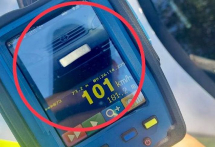 Un barbat risca sa fie privat de dreptul de a conduce, dupa ce a dat o tura cu 101 km/h intr-o localitate din raionul Taraclia