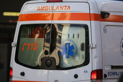 Un minor a murit la spital, dupa ce ar fi urcat pe un panou electric si a cazut, la Hincesti. Cum s-a intamplat totul Un minor a murit la spital, dupa ce ar fi urcat pe un panou electric si a cazut, la Hincesti. Cum s-a intamplat totul