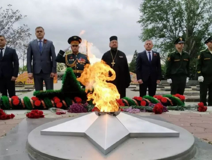 Rusii au dezvaluit cine e noul general care comanda grupul de lupta Vest, in Ucraina. Ce ordin a primit de la Serghei Soigu Rusii au dezvaluit cine e noul general care comanda grupul de lupta Vest, in Ucraina. Ce ordin a primit de la Serghei Soigu