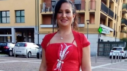 O italianca si-a lasat fetita de 1 ani singura in casa 6 zile, ca sa-si vada iubitul. Cand s-a intors, a gasit-o moarta O italianca si-a lasat fetita de 1 ani singura in casa 6 zile, ca sa-si vada iubitul. Cand s-a intors, a gasit-o moarta