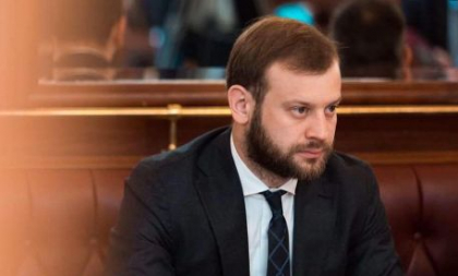 Avocatul Marinei Tauber, dupa retinerea acesteia: „Este o actiune neintemeiata legal care nu are nicio sansa in fata unui organ independent al justitiei” Avocatul Marinei Tauber, dupa retinerea acesteia: „Este o actiune neintemeiata legal care nu are nicio sansa in fata unui organ independent al justitiei”