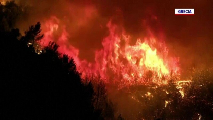 Incendiile fac prapad in toata lumea. Spania ramane fara apa pentru stingerea flacarilor din cauza secetei Incendiile fac prapad in toata lumea. Spania ramane fara apa pentru stingerea flacarilor din cauza secetei