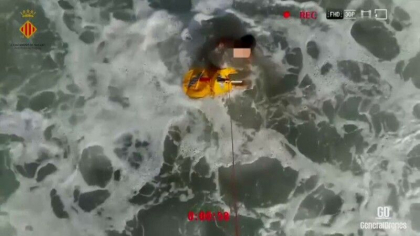 
Un copil aflat in pericol sa se inece a fost salvat de o drona. Imaginile inregistrate de aparatul salvator - VIDEO