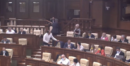 Membrii Partidului SOR au anuntat ca parasesc sedinta Parlamentului: „Ne ducem sa ne sustinem colega la Curtea de Apel Chisinau, Marina Tauber”