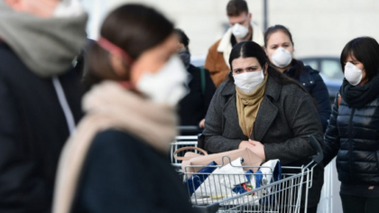 CNESP recomanda cetatenilor purtarea mastilor de protectie si pastrarea distantei fizice in spatii inchise
CNESP recomanda cetatenilor purtarea mastilor de protectie si pastrarea distantei fizice in spatii inchise