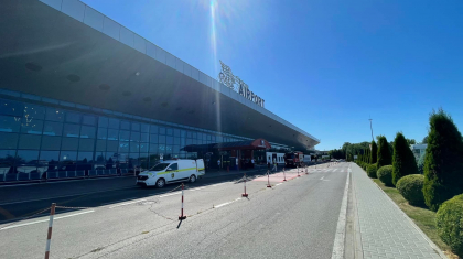 Se inaspresc masurile de protectie si preventie in incinta Aeroportului si in proximitatea acestuia
Se inaspresc masurile de protectie si preventie in incinta Aeroportului si in proximitatea acestuia