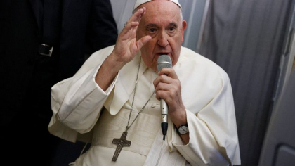 Papa Francisc a vorbit despre o posibila abdicare: „Schimbarea unui papa nu este o catastrofa”
