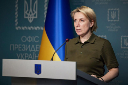 Vicepremier ucrainean: Autoritatile depun eforturi pentru a garanta protectie si sprijin pentru persoanele evacuate din regiunea Donetk
Vicepremier ucrainean: Autoritatile depun eforturi pentru a garanta protectie si sprijin pentru persoanele evacuate din regiunea Donetk