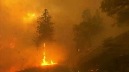 Incendii devastatoare in California. A fost decretata stare de urgenta Incendii devastatoare in California. A fost decretata stare de urgenta