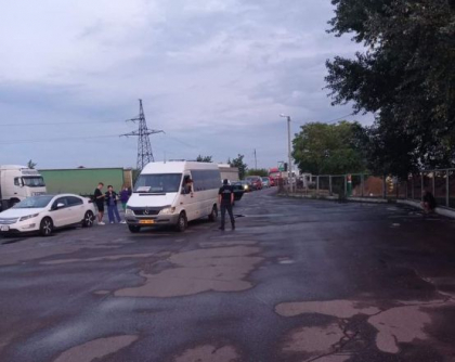 Punctul de trecere a frontierei Tudora si-a sistat activitatea. Motivul invocat de Politia de Frontiera - FOTO Punctul de trecere a frontierei Tudora si-a sistat activitatea. Motivul invocat de Politia de Frontiera - FOTO
