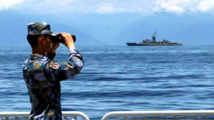 Nave de razboi chineze si taiwaneze, fata in fata, in ultima zi a exercitiilor militare. Imaginile publicate de Beijing