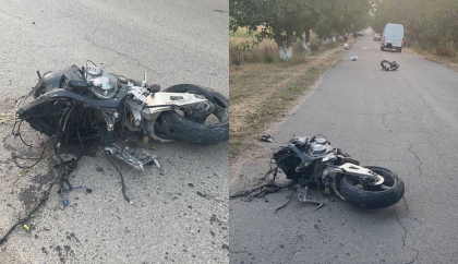 Accident grav la Orhei. Un tanar a murit pe loc, dupa ce s-a lovit cu motocicleta intr-un copac. Imagini de la locul accidentului - FOTO Accident grav la Orhei. Un tanar a murit pe loc, dupa ce s-a lovit cu motocicleta intr-un copac. Imagini de la locul accidentului - FOTO