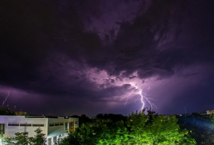 Ultima ora. Cod GALBEN de ploi cu descarcari electrice si vant puternic in toata tara. Anuntul facut de meteorologi cu putin timp in urma - FOTO Ultima ora. Cod GALBEN de ploi cu descarcari electrice si vant puternic in toata tara. Anuntul facut de meteorologi cu putin timp in urma - FOTO
