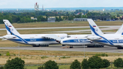 10 avioane ale unor rusi sunt blocate de 6 luni in Germania. Nu pot fi nici folosite, nici mutate 10 avioane ale unor rusi sunt blocate de 6 luni in Germania. Nu pot fi nici folosite, nici mutate