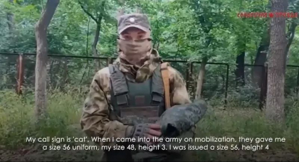 Cum arata „uniformele” soldatilor din Donetk care lupta de partea rusilor. Bocanci de numere diferite si uniforme cu 8 numere mai mari - VIDEO Cum arata „uniformele” soldatilor din Donetk care lupta de partea rusilor. Bocanci de numere diferite si uniforme cu 8 numere mai mari - VIDEO
