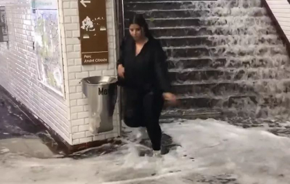 Strazi si statii de metrou din Paris, inundate de ploi torentiale dupa saptamani de canicula - VIDEO Strazi si statii de metrou din Paris, inundate de ploi torentiale dupa saptamani de canicula - VIDEO