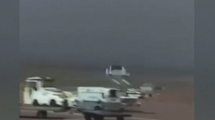 Cinci oameni ucisi de furtuna in Corsica. Vantul a suflat cu rafale de peste 220 km/ora - VIDEO Cinci oameni ucisi de furtuna in Corsica. Vantul a suflat cu rafale de peste 220 km/ora - VIDEO