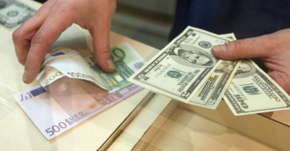 Curs valutar BNM pentru 18 august. Cat costa astazi un euro si un dolar - FOTO Curs valutar BNM pentru 18 august. Cat costa astazi un euro si un dolar - FOTO