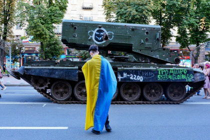 Ziua Independentei Ucrainei, marcata la Kiev printr-o expozitie cu echipament militar rusesc distrus - FOTO Ziua Independentei Ucrainei, marcata la Kiev printr-o expozitie cu echipament militar rusesc distrus - FOTO