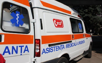 Caz socant la Drochia. Un barbat a ajuns la spital, dupa ce ar fi fost injunghiat de tatal sau, in urma unui conflict. Cum s-a intamplat totul