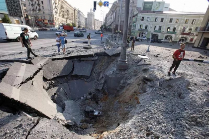 O racheta ruseasca a lovit districtul istoric din Harkov. „Un cosmar. Rusii ne tortureaza orasul” - VIDEO