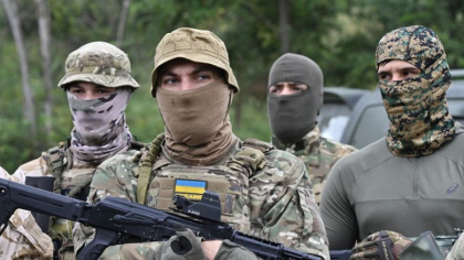 Ucraina foloseste cu succes impotriva Rusiei o metoda de razboi conceputa de fortele speciale americane: doctrina rezistentei (CNN) Ucraina foloseste cu succes impotriva Rusiei o metoda de razboi conceputa de fortele speciale americane: doctrina rezistentei (CNN)