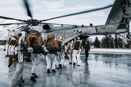 ​NATO si SUA vor sa isi creasca prezenta in Arctica, in contextul activitatii militare sporite a Rusiei in regiune