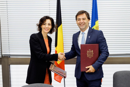 Nicu Popescu a semnat cu Acord bilateral cu omologul sau din Belgia. Ce prevede acesta si despre ce au mai vorbit cei doi, la Praga - FOTO Nicu Popescu a semnat cu Acord bilateral cu omologul sau din Belgia. Ce prevede acesta si despre ce au mai vorbit cei doi, la Praga - FOTO