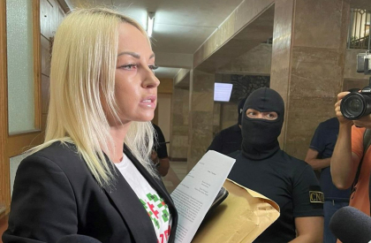 Va fi eliberata sau ii va fi prelungit arestul? Marina Tauber - asteptata la Judecatoria Ciocana Va fi eliberata sau ii va fi prelungit arestul? Marina Tauber - asteptata la Judecatoria Ciocana