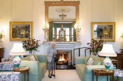 Averea Reginei Elizabeth II: 370 de milioane de lire sterline: cum se face transferul bijuteriilor Coroanei. Castelul Balmoral, evaluat la 100 de milioane de lire sterline Averea Reginei Elizabeth II: 370 de milioane de lire sterline: cum se face transferul bijuteriilor Coroanei. Castelul Balmoral, evaluat la 100 de milioane de lire sterline