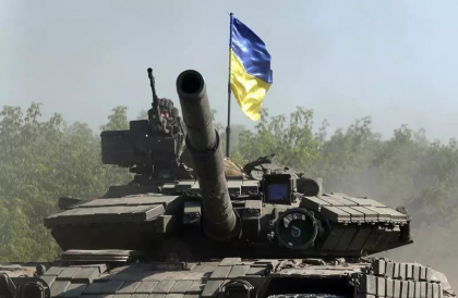Drapelul national, ridicat de trupele ucrainene deasupra orasului recucerit Kupiansk - FOTO Drapelul national, ridicat de trupele ucrainene deasupra orasului recucerit Kupiansk - FOTO