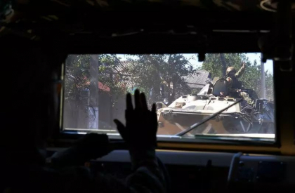 Cum se vede in cercurile militare rusesti fuga trupelor lui Putin din Izium: „Foarte bine. Ar fi fost culmea aventurismului, la limita crimei” Cum se vede in cercurile militare rusesti fuga trupelor lui Putin din Izium: „Foarte bine. Ar fi fost culmea aventurismului, la limita crimei”