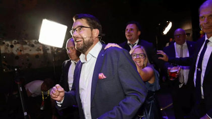 Cutremur in alegerile din Suedia: un partid de extrema-dreapta cu radacini neonaziste devine a doua forta politica a tarii Cutremur in alegerile din Suedia: un partid de extrema-dreapta cu radacini neonaziste devine a doua forta politica a tarii