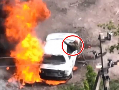 Militari rusi din Ucraina, nevoiti sa apeleze la cascadorii ca sa scape de artileria ucraineana ghidata din drona - VIDEO Militari rusi din Ucraina, nevoiti sa apeleze la cascadorii ca sa scape de artileria ucraineana ghidata din drona - VIDEO
