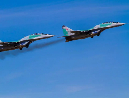 FSB l-a arestat pe directorul unei fabrici de aviatie pentru ca a trimis Ucrainei fotografii cu avioanele rusesti de lupta
FSB l-a arestat pe directorul unei fabrici de aviatie pentru ca a trimis Ucrainei fotografii cu avioanele rusesti de lupta