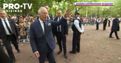 Un filmulet in care Regele Charles este invitat la o bere de catre un britanic de rand a devenit viral datorita raspunsului proaspatului monarh 